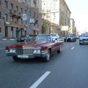 Cadillac если не ошибаюсь Eldorado
Фото сделано на Садовом кольце
Фотограф Александр Долгиев