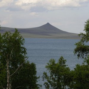 Озеро Белё в Хакасии. Гора "Титька".