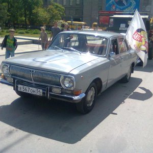 Автопробег по Новосибирску в рамках Фестиваля Ретротехники