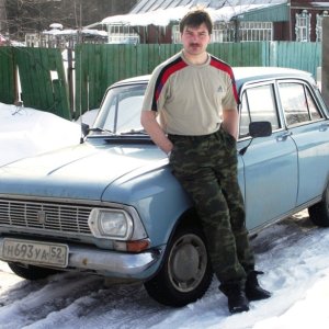 Москвич-412. 2006г.

Автомобиль 1973 года выпуска был куплен в 2005 г. и активно эксплуатировался до 2008г. Затем был продан (покупатель- пользователь