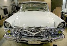 gaz-13_01.jpg