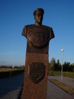 2010.08.22_195158  Белгородская обл., п.Прохоровка.Прохоровское поле. Памятник полководцам Отече.JPG