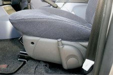 Водительское сиденье 31105 рестайлинг, снабдили регулировкой по высоте.jpg