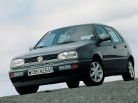 1235895827_volkswagen-golf_iii_1991_1600x1200_wallpaper_02.jpg