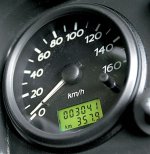uaz_hunter_315143_05instr.jpg