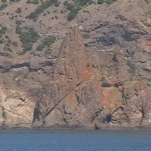 Черное море. Скала "Иван Разбойник"