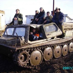 И куда не бросит нас,только с ГАЗа и на ГАЗ...