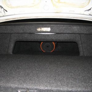 Hertz HX300 back