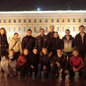 Групповое фото на Дворцовой площади