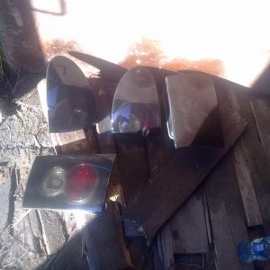 Лаком прозрачным еще раз прошелся