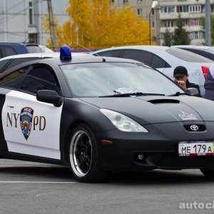 селика в виде полиции нью-йорка, ща в новосибе