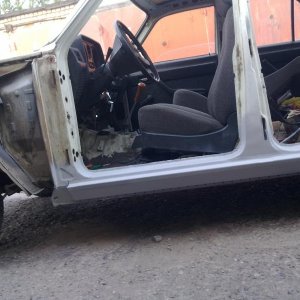 почти закончил левую сторону ) только вот проволка кончилась ,низ не доварин и финансы на нуле (((