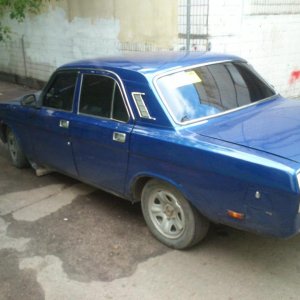 Боком ))