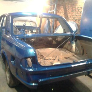 покаршенный и полаченный кузов, красили в моем гараже
