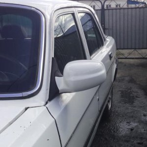Зеркало левое