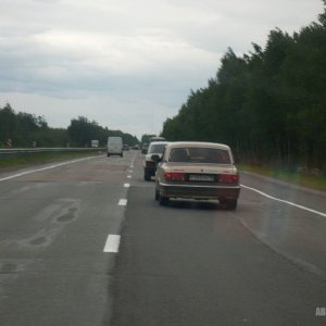 1p1020558