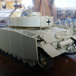 Pz IV Ausf H (Academy 1:35)