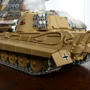 Pz VI King Tiger (Tamiya 1:35)
Траки наборные Friulmodel