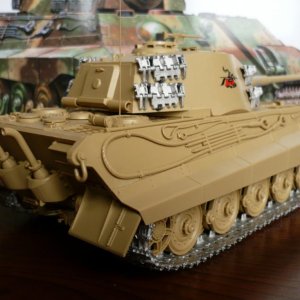 Pz VI King Tiger (Tamiya 1:35)
Траки наборные Friulmodel