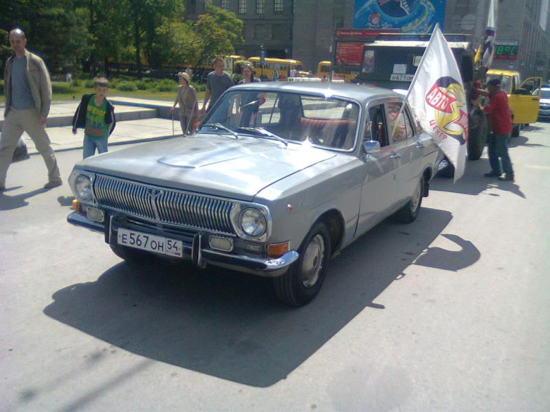 Автопробег по Новосибирску в рамках Фестиваля Ретротехники