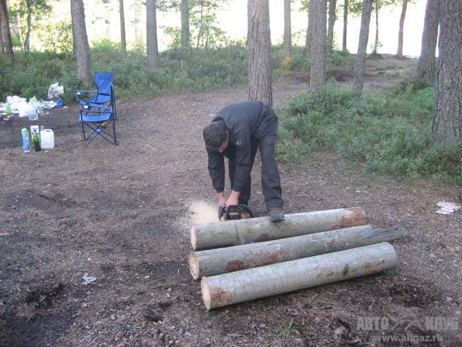 Готовимся разжечь костер