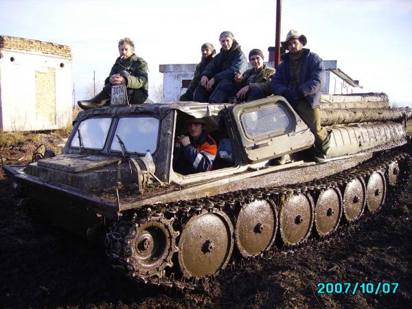 И куда не бросит нас,только с ГАЗа и на ГАЗ...