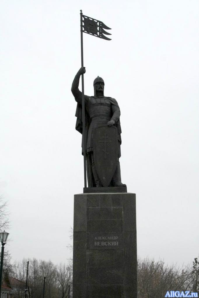 Сашка Невский, авторитет.