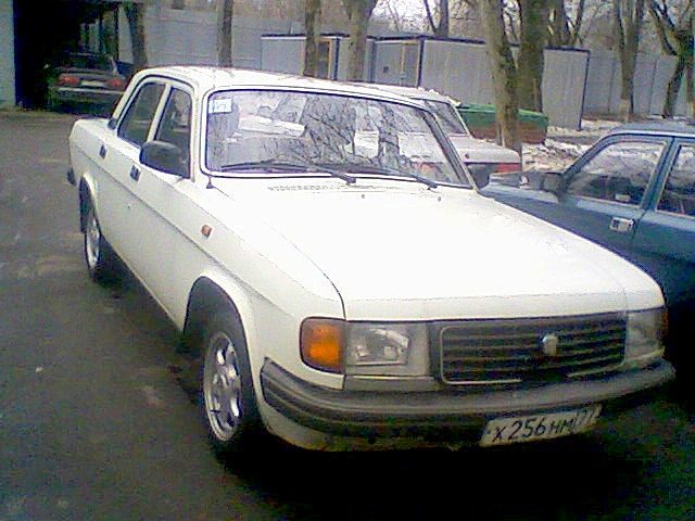С этого ракурса виден весь парк.Три рабочие и моя 29. Зелёная уже мой донор.