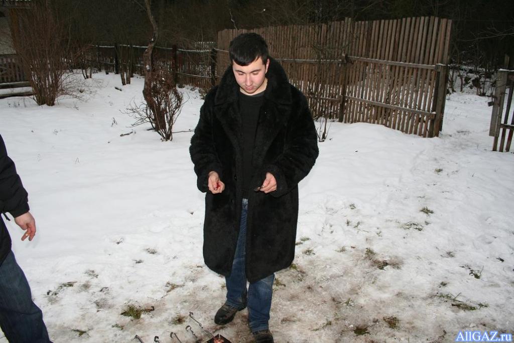 Что лучше: вилька и нож?! А один чёрт!