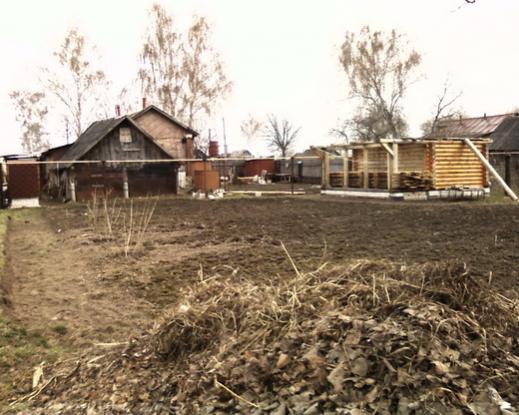 апрель