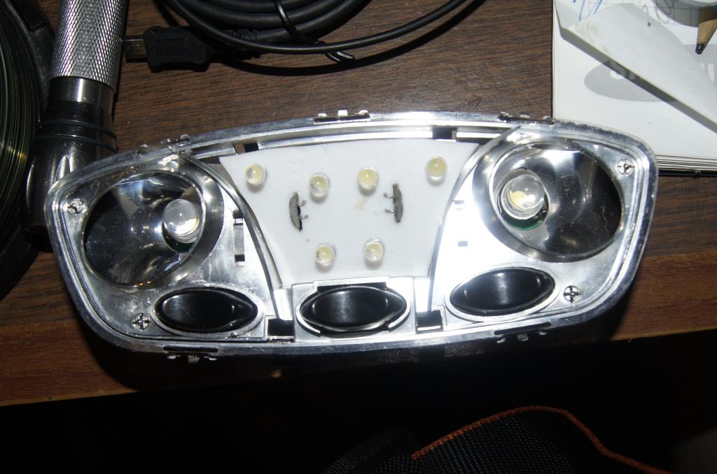 версия плафона освещения