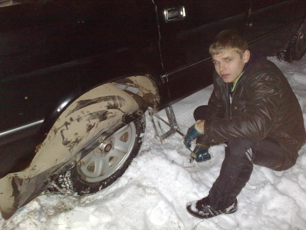 оторвал подкрылок((((