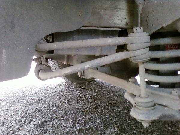 спаренные передние стабилизаторы, аммо каяба, позже установлены полиуретановые сайлентблоки.