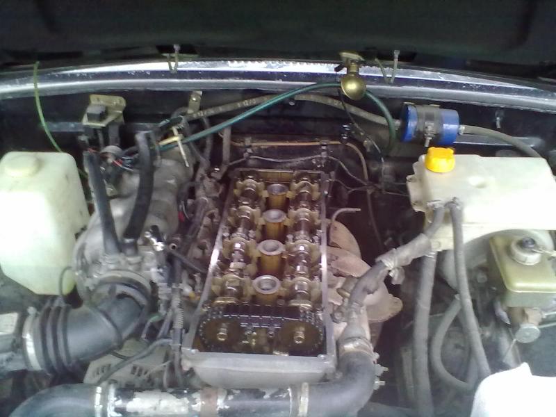 02042011 замена уплотнителей клапанной крышки.