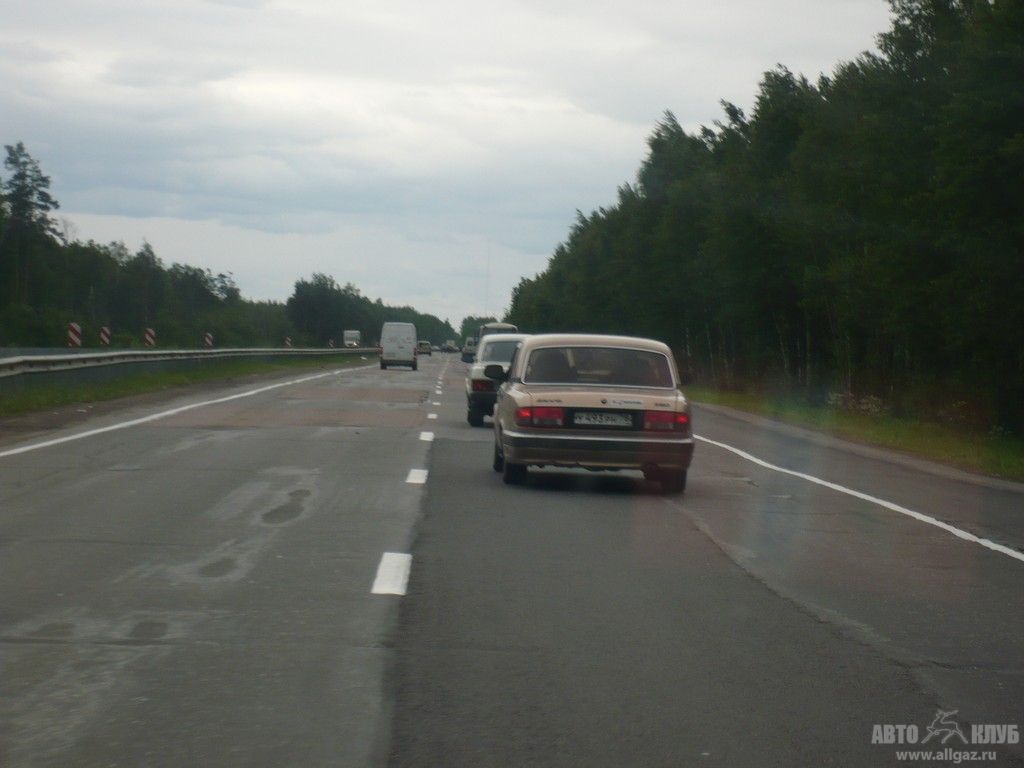1p1020558