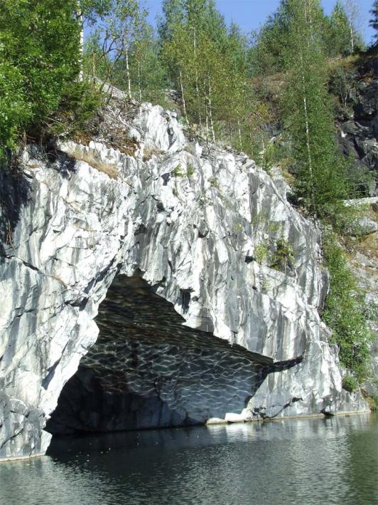 3 "Музыкальный" грот.