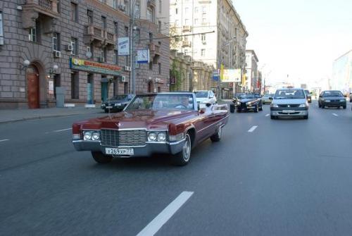 Cadillac если не ошибаюсь Eldorado
Фото сделано на Садовом кольце
Фотограф Александр Долгиев
