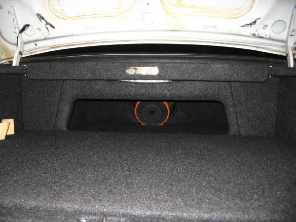 Hertz HX300 back