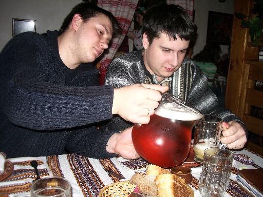 Oven подливает Leo