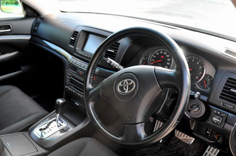 Toyota Mark II Blit 2500 cc 200 л.с.